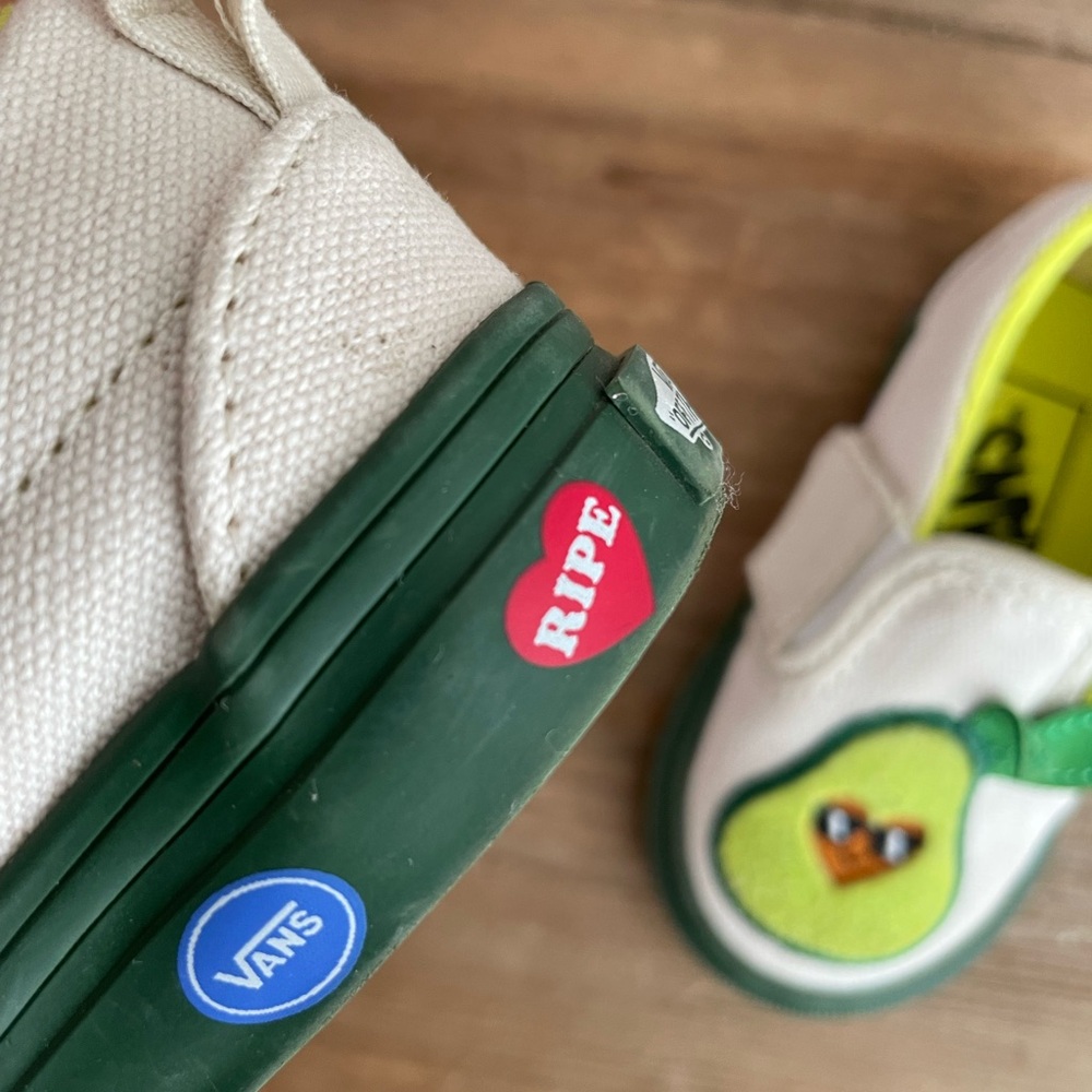 Vans: Toddler Green and Cream Avocado Slip-On Shoes - Picture 5 of 16